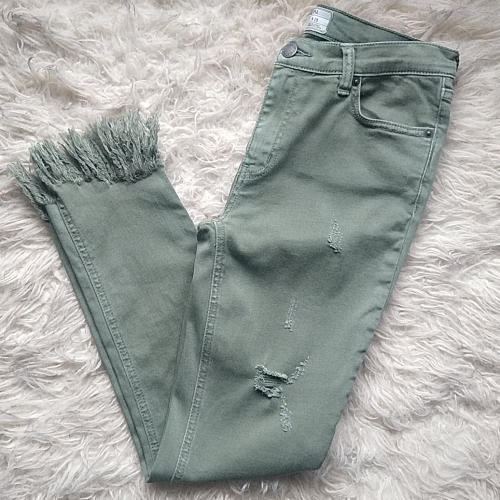 Free People Great Heights Green Fringe Distressed Hem Pants 25